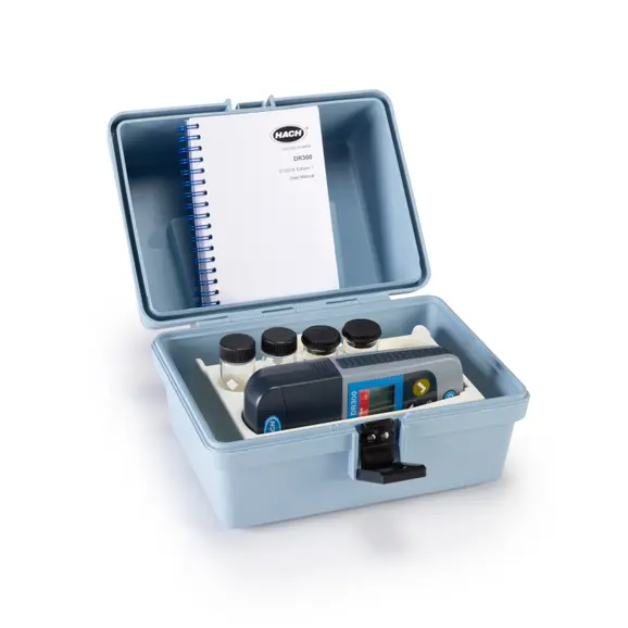 HACH DR300 Portable Colorimeter Series